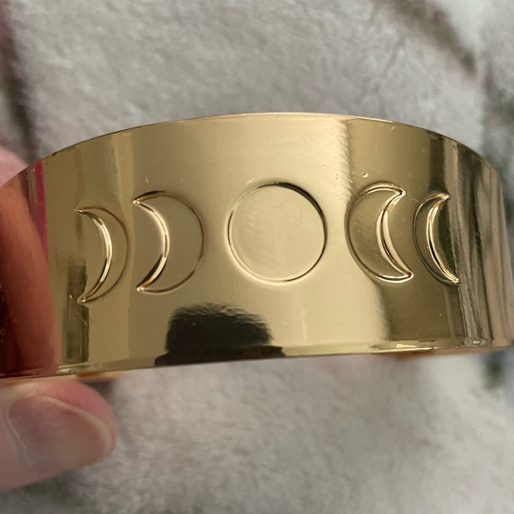 Gold moons bracelet
